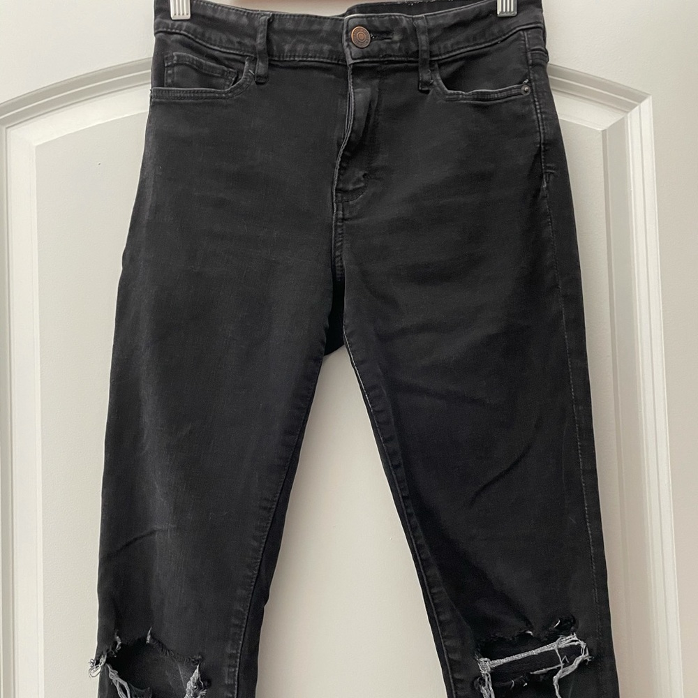 Abercrombie & Fitch Black Skinny Jeans w/ rips